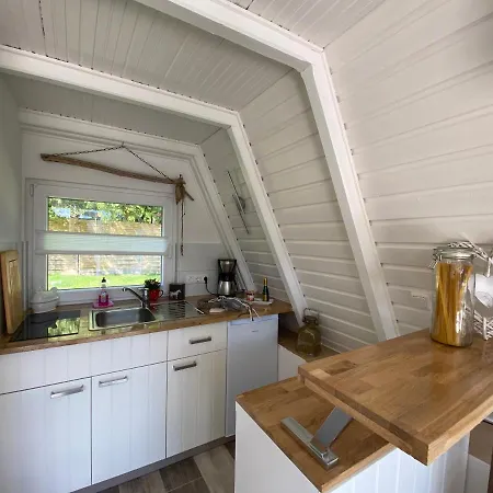 Naehe Warnemuende 3 Feriehus *